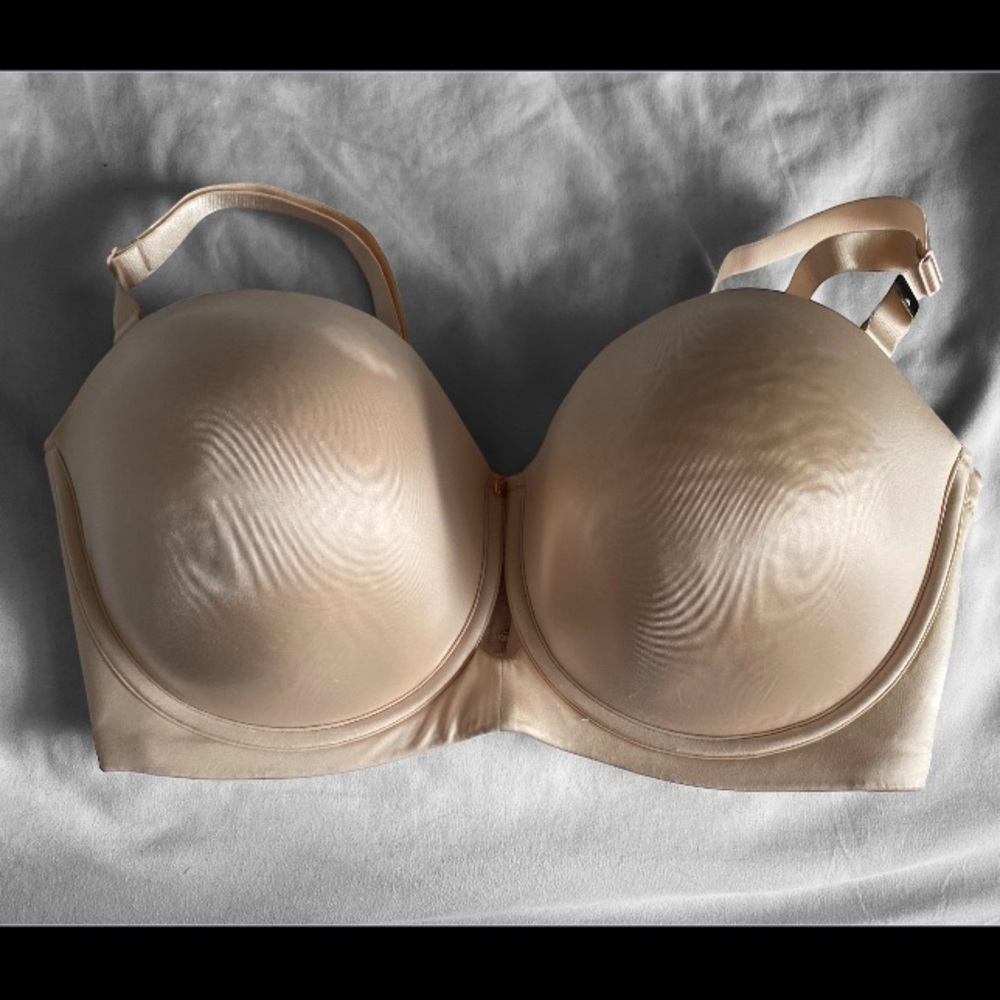 Ashley Graham 38H bra. NWT multi-way and strapless bra.
